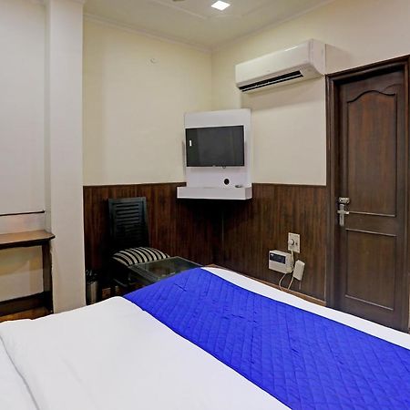 Hotel Grand Tushar - Ghaziabad Railway Station Esterno foto