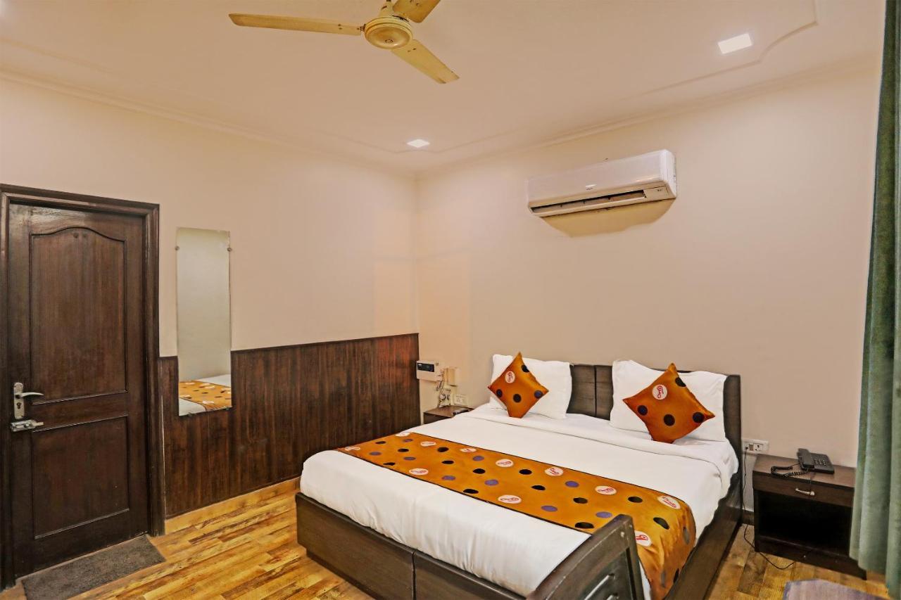 Hotel Grand Tushar - Ghaziabad Railway Station Esterno foto
