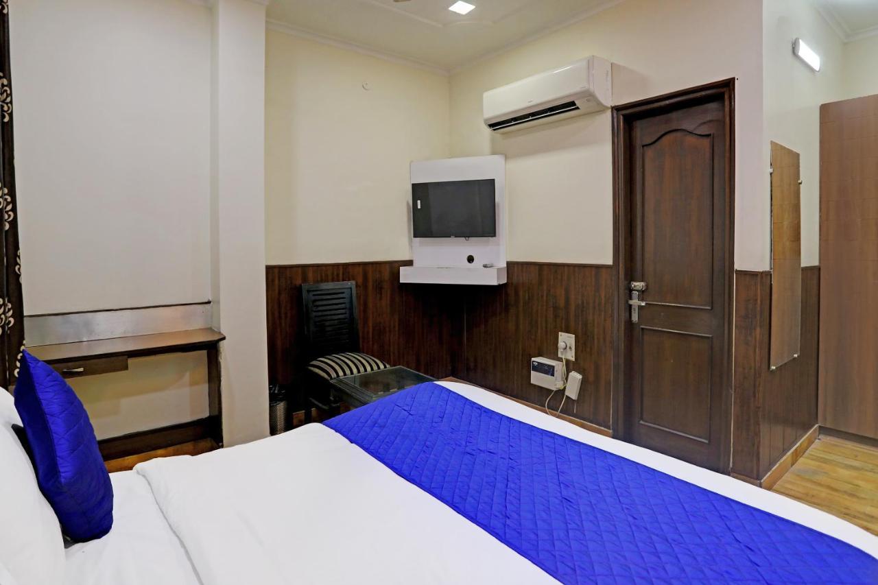 Hotel Grand Tushar - Ghaziabad Railway Station Esterno foto