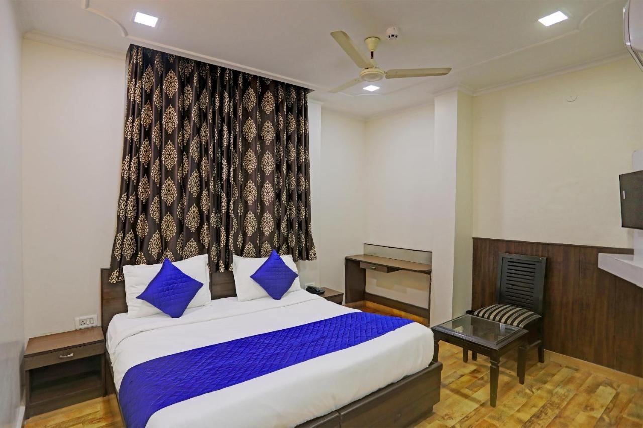 Hotel Grand Tushar - Ghaziabad Railway Station Esterno foto