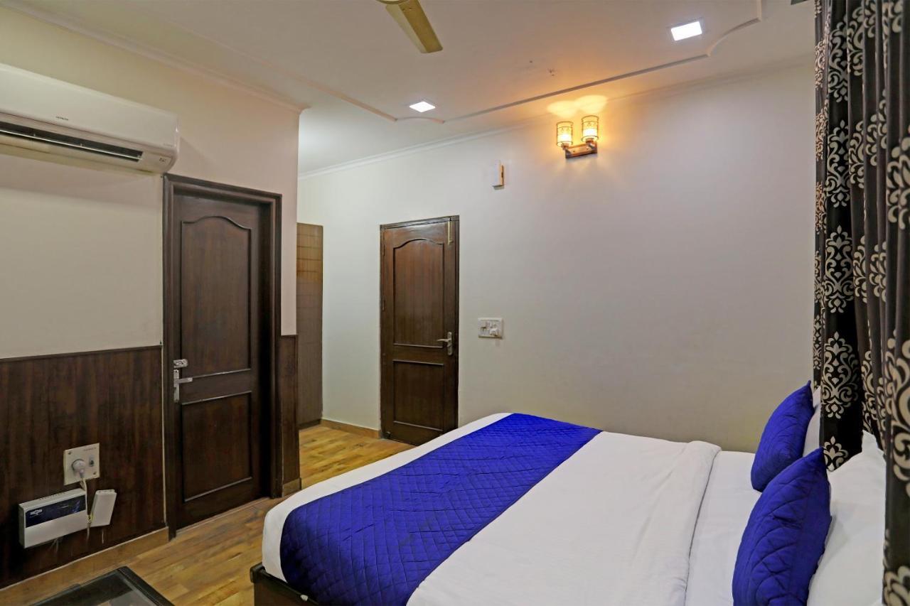 Hotel Grand Tushar - Ghaziabad Railway Station Esterno foto