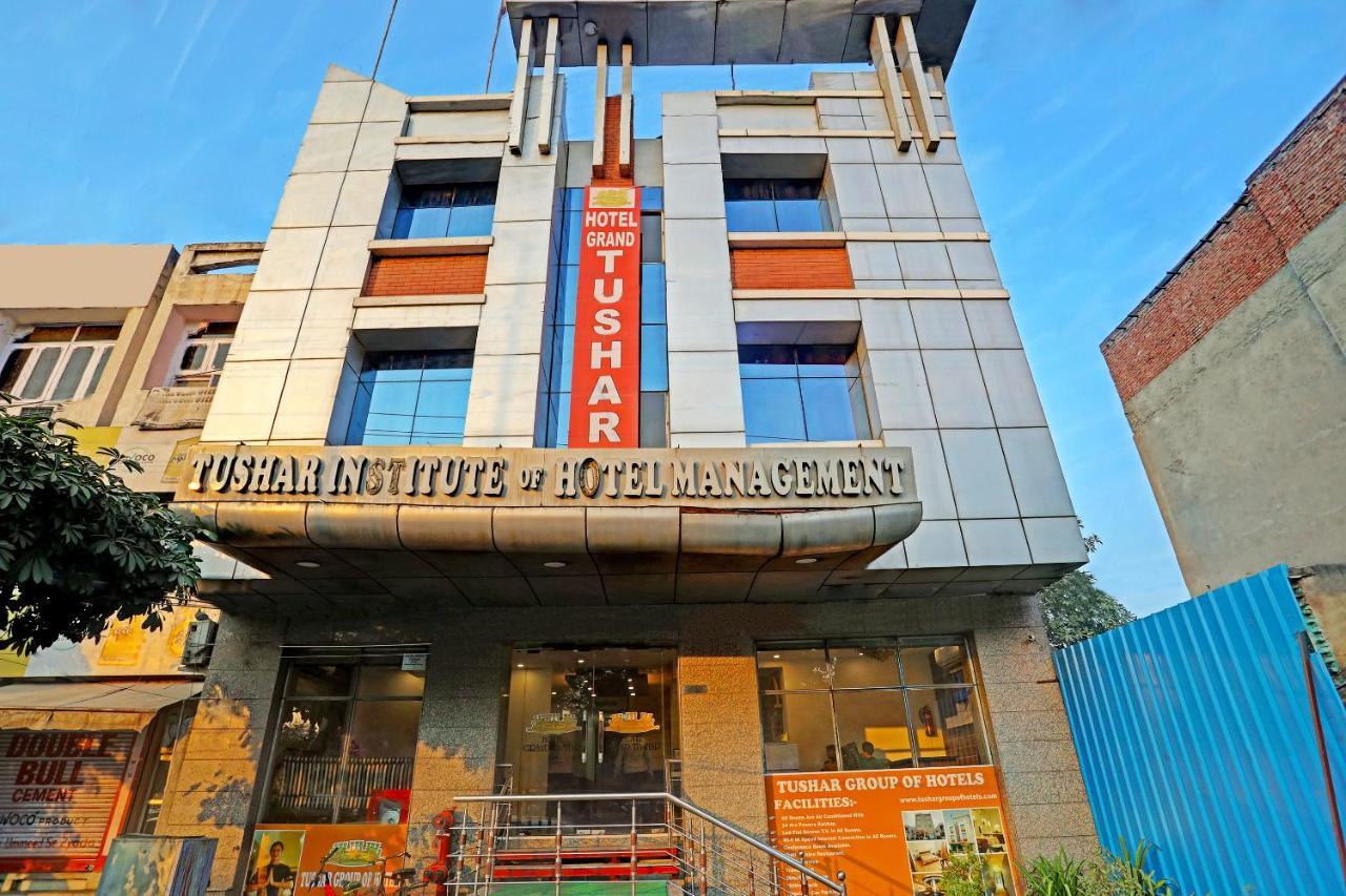 Hotel Grand Tushar - Ghaziabad Railway Station Esterno foto