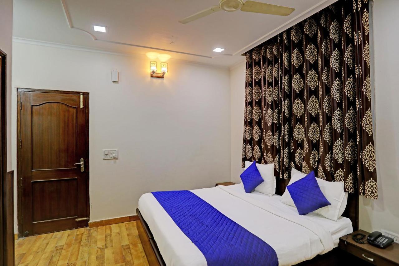 Hotel Grand Tushar - Ghaziabad Railway Station Esterno foto